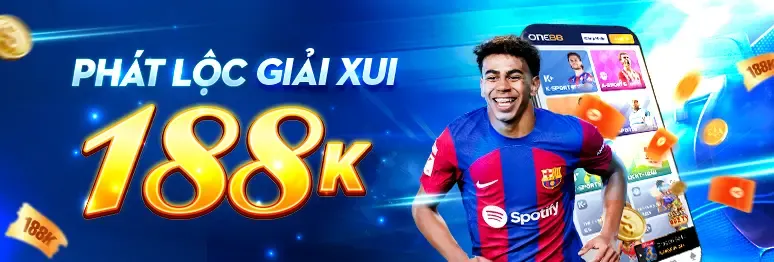 Hình ảnh sân bóng đá lớn với quả bóng và logo Onebet88, tượng trưng cho cá cược bóng đá.